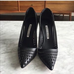 EUC Manolo Blahnik Perforated “Pussna” Black Leather Pumps